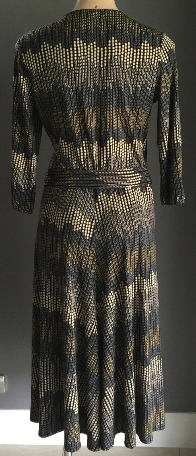 SUZANNE GRAE Wrap Dress Muted Multi Colour Print Stretch Wrap Size 12