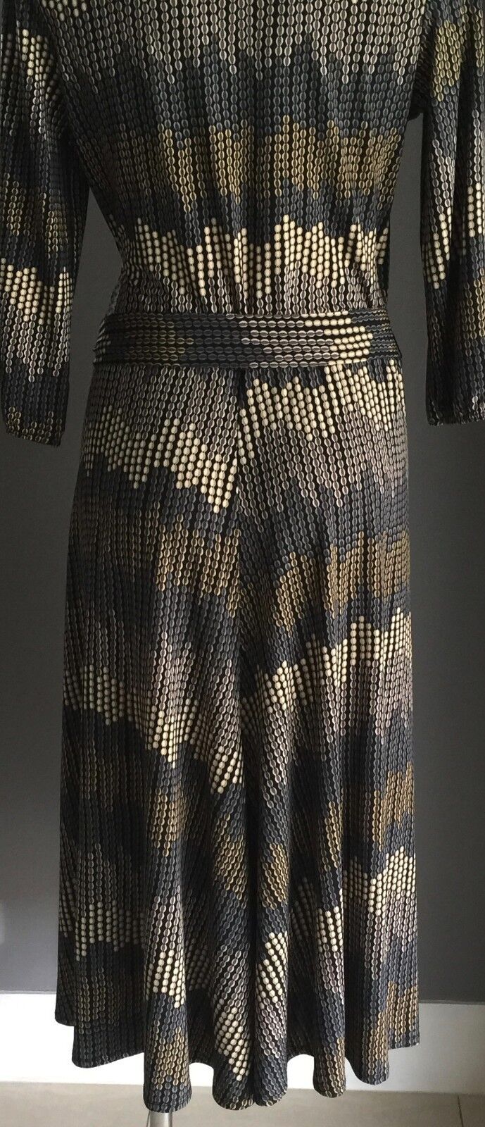 SUZANNE GRAE Wrap Dress Muted Multi Colour Print Stretch Wrap Size 12