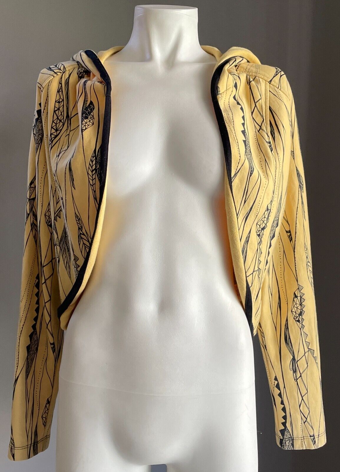 STARFISH Organic Cotton Hooded Jacket Yellow Black Print Crop Length Size 8