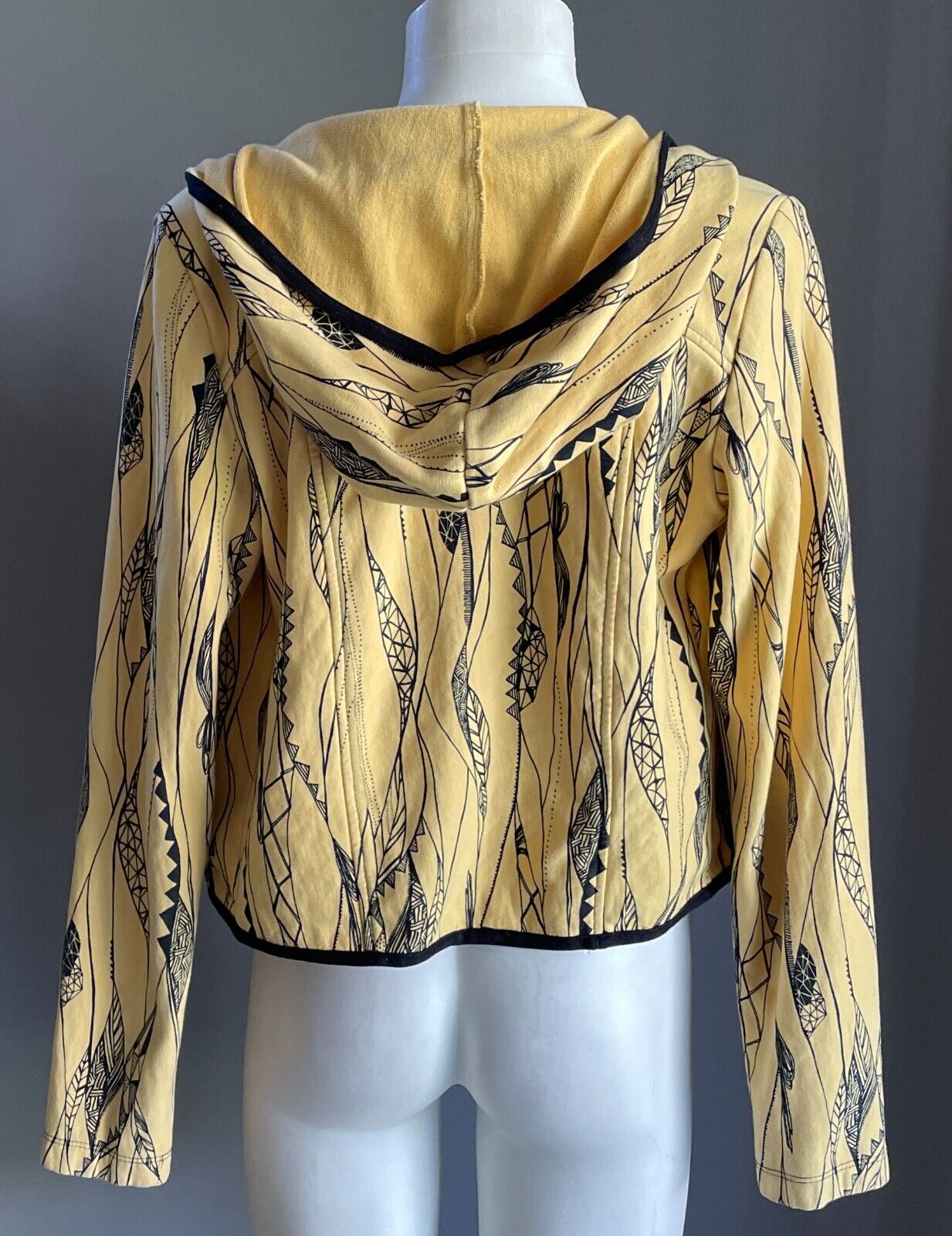 STARFISH Organic Cotton Hooded Jacket Yellow Black Print Crop Length Size 8