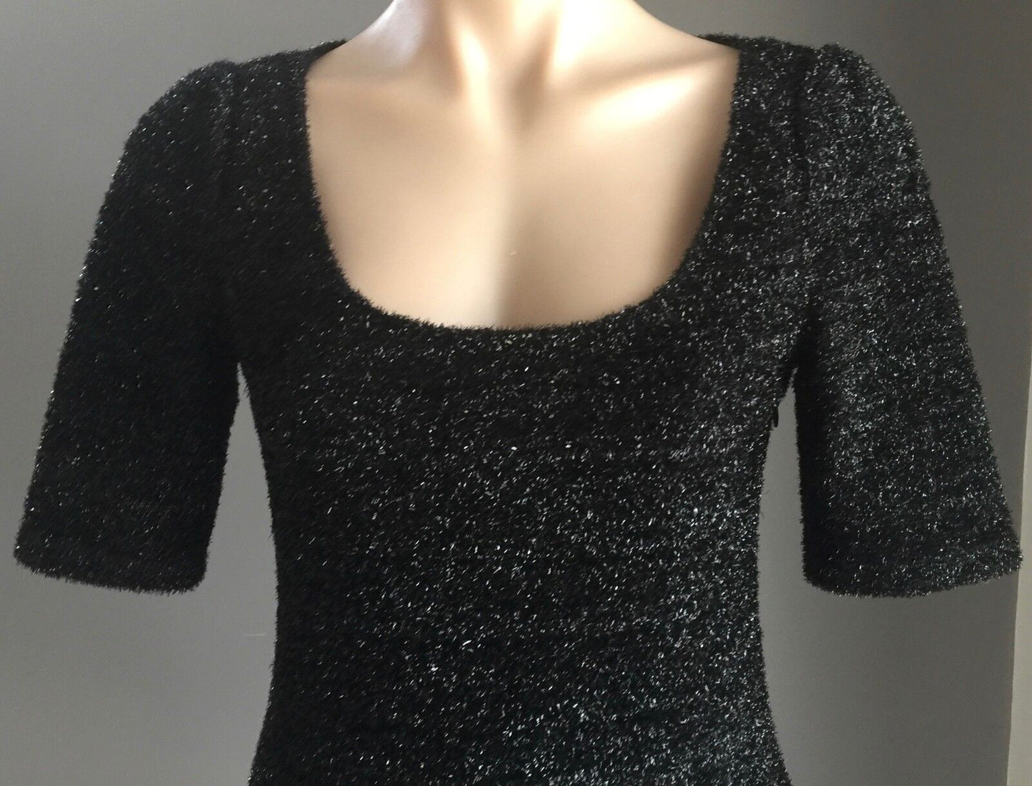 T by BETTINA LIANO Dress Black Lurex Cut Out Back Short Sleeve Mini Size 10 NEW