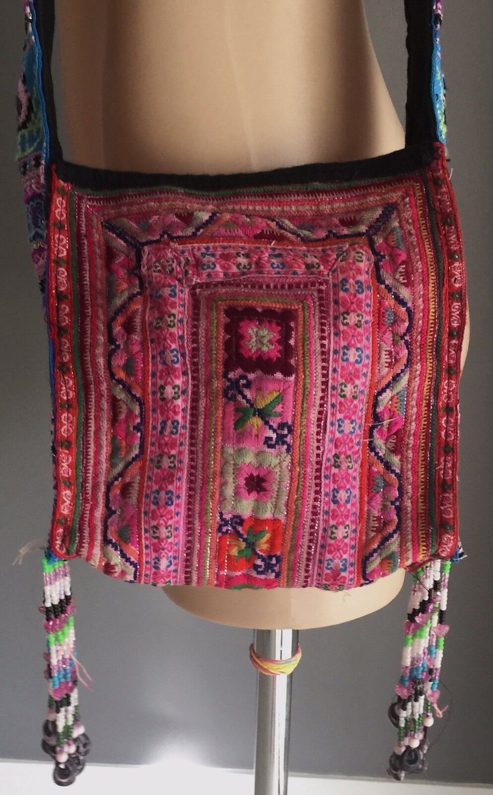CROSS BODY SHOULDER BAG Multi Colour & Gold Fabric Zipped Top Beaded Tassels NEW