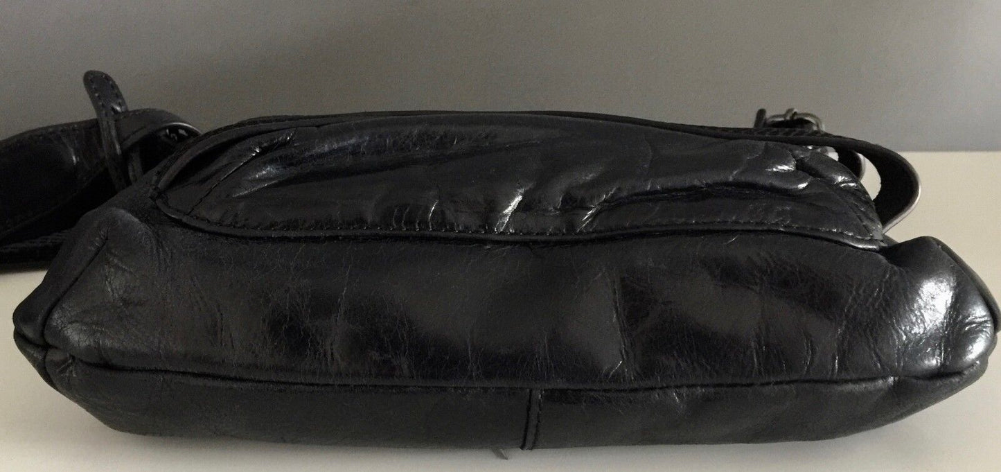 PINK CORPORATION Shoulder Bag Black Leather Crossbody Handbag  Stylish