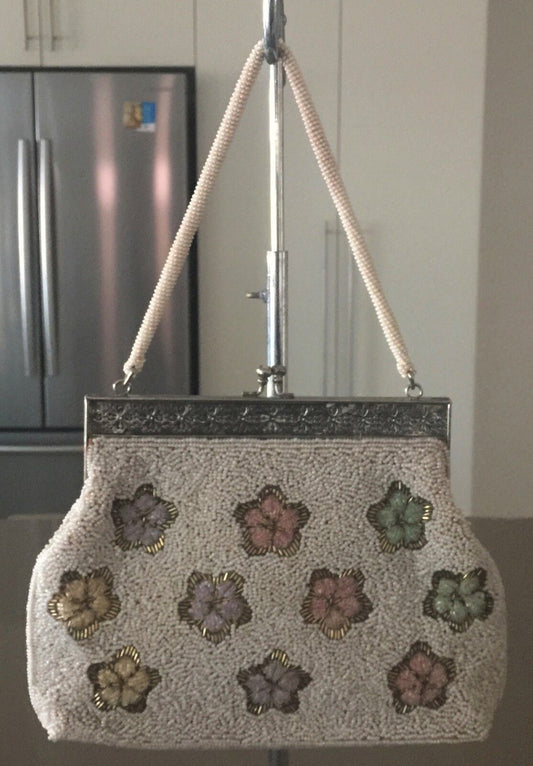 HandBag Pearl & Beaded Floral Motif Evening Frame Bag Purse Vintage Gorgeous!