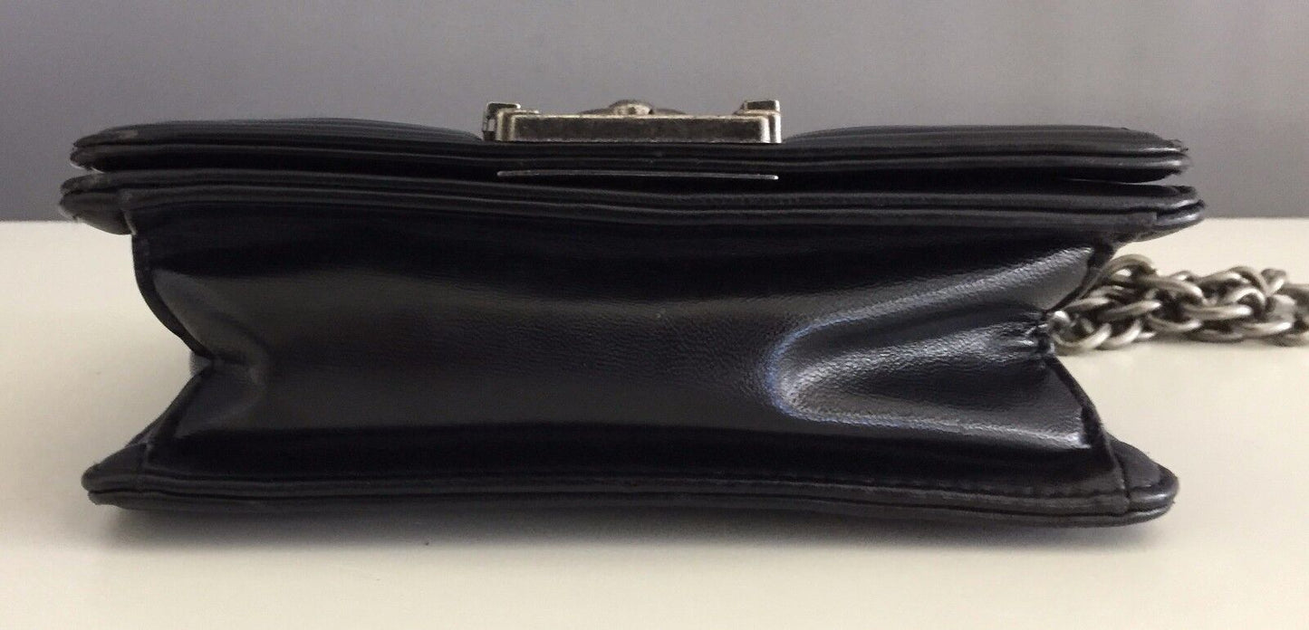 Cross Body Shoulder Bag Black Pleather "Thatched" Feature Double Thick Chain
