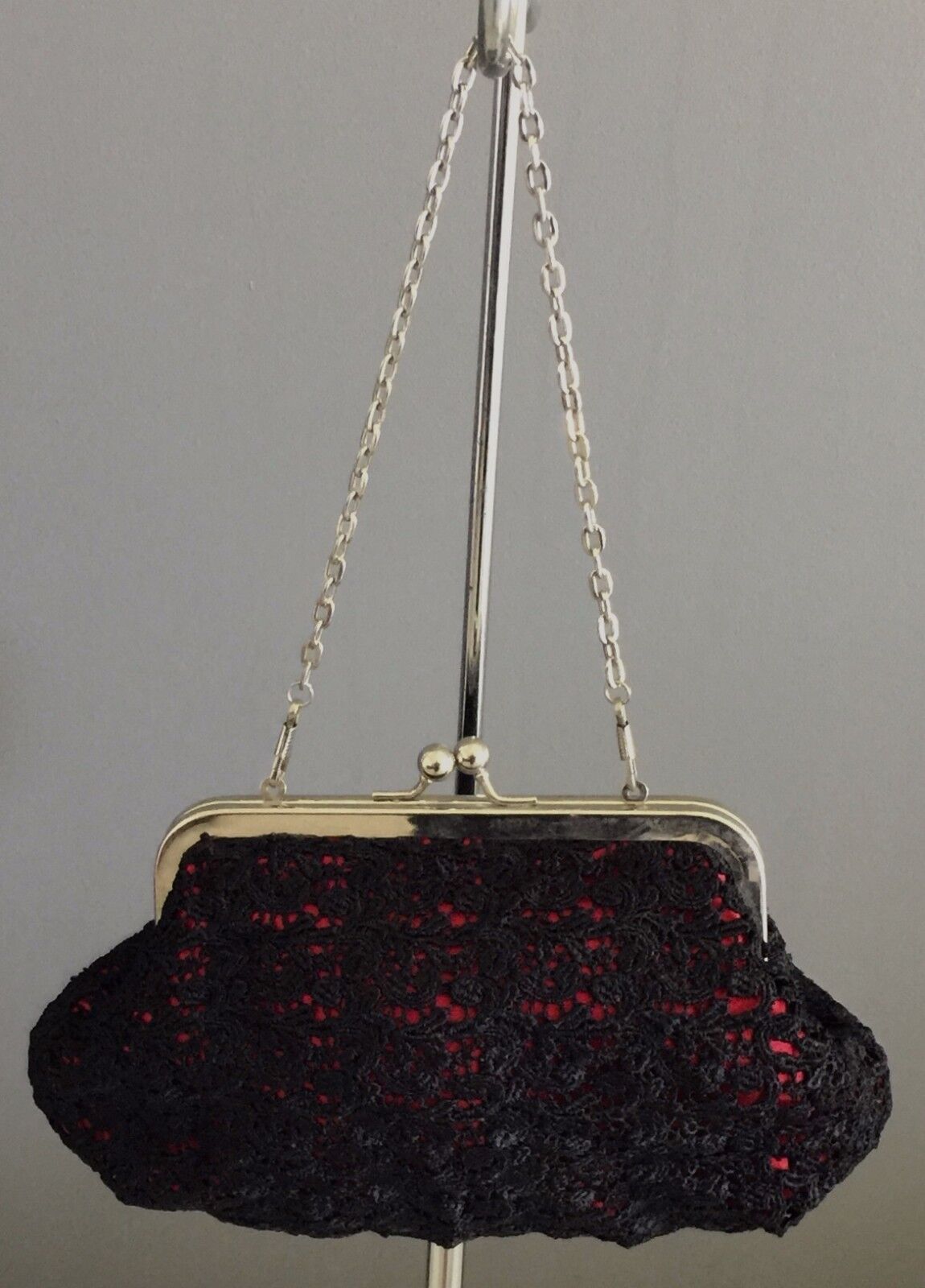 CLUTCH BAG Black Lace on Red Lining Frame Short Chain Shoulder Strap Handbag