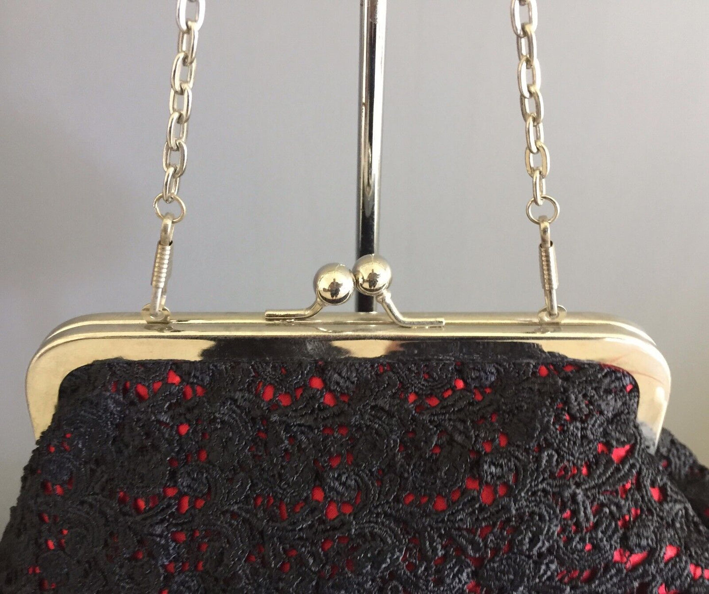 CLUTCH BAG Black Lace on Red Lining Frame Short Chain Shoulder Strap Handbag