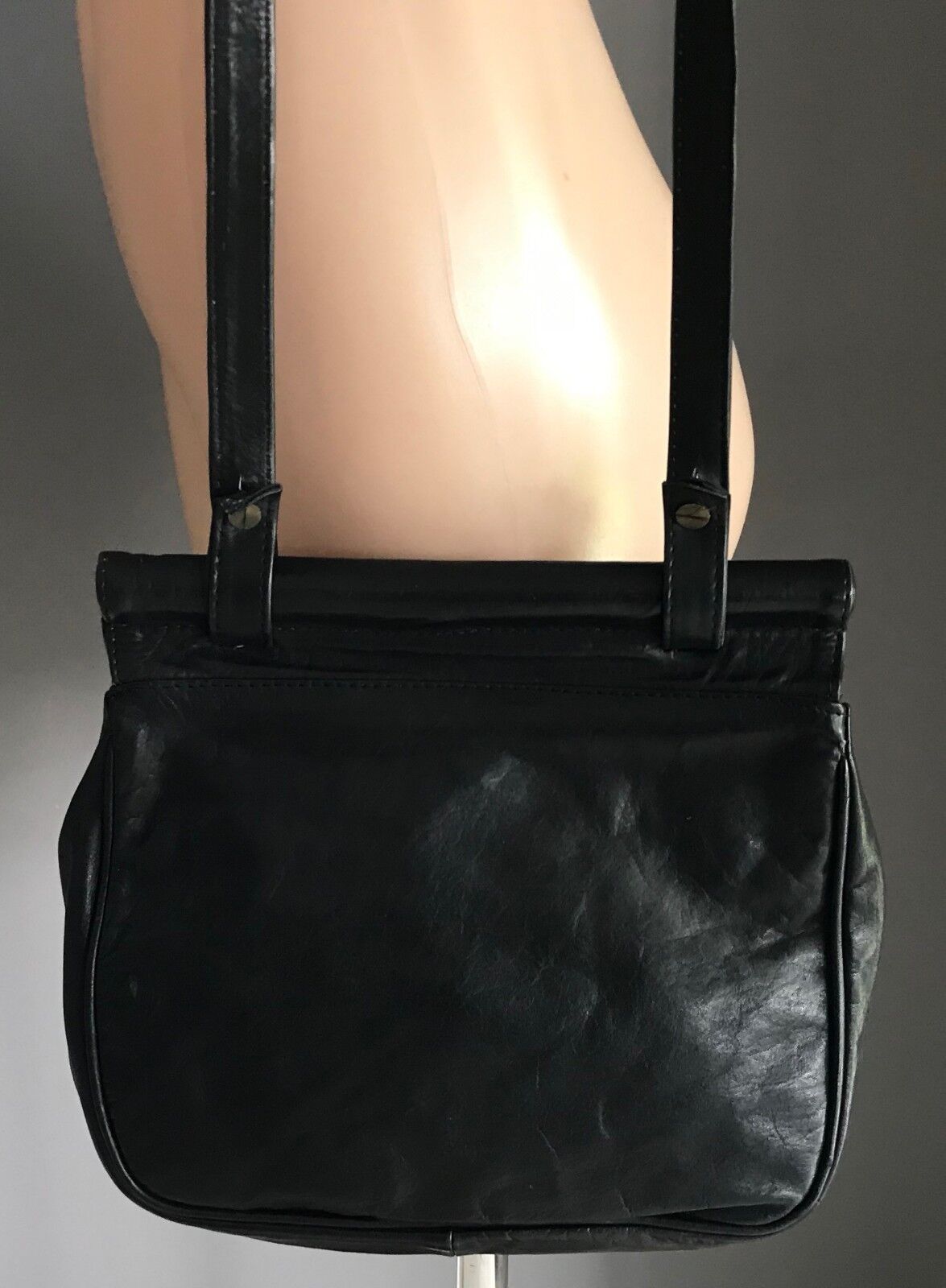 GOLD CREST Cross Body Shoulder Bag Black Pleather Saddle Handbag Purse Vintage