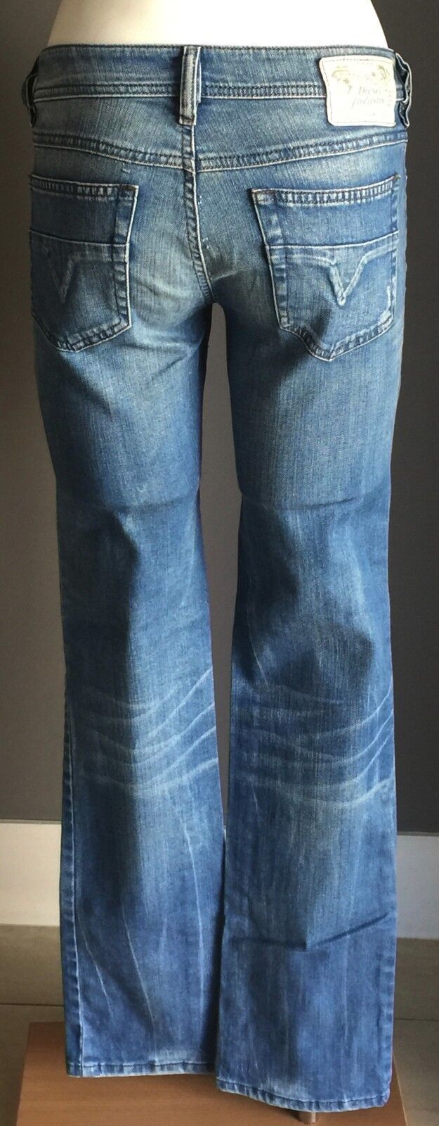 DIESEL "Rohny" Jeans Faded  Denim Straight Leg Ladies Size 28W 32L Fab Retro Gem