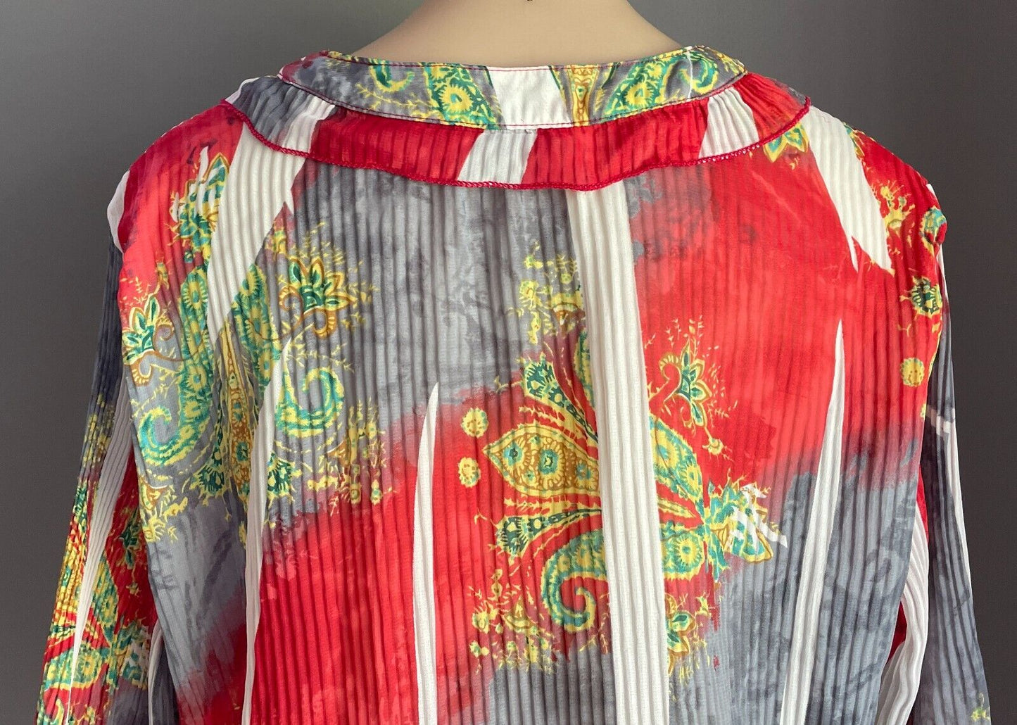 Colourful Top w Print Semi Sheer Pleated 3/4 Sleeve Ruffle Trim Blouse Size L