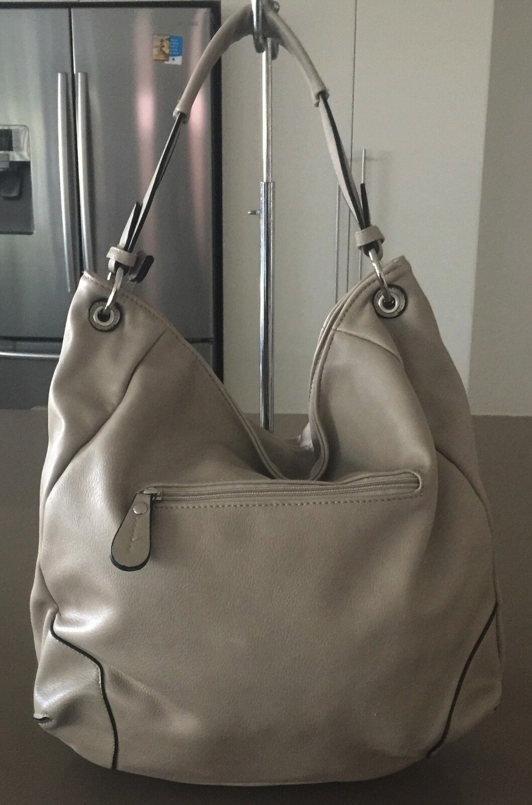NOVO Shoulder Bag Beige Pebble Look Pleather Hobo HandBag Shopper  Bag NEW