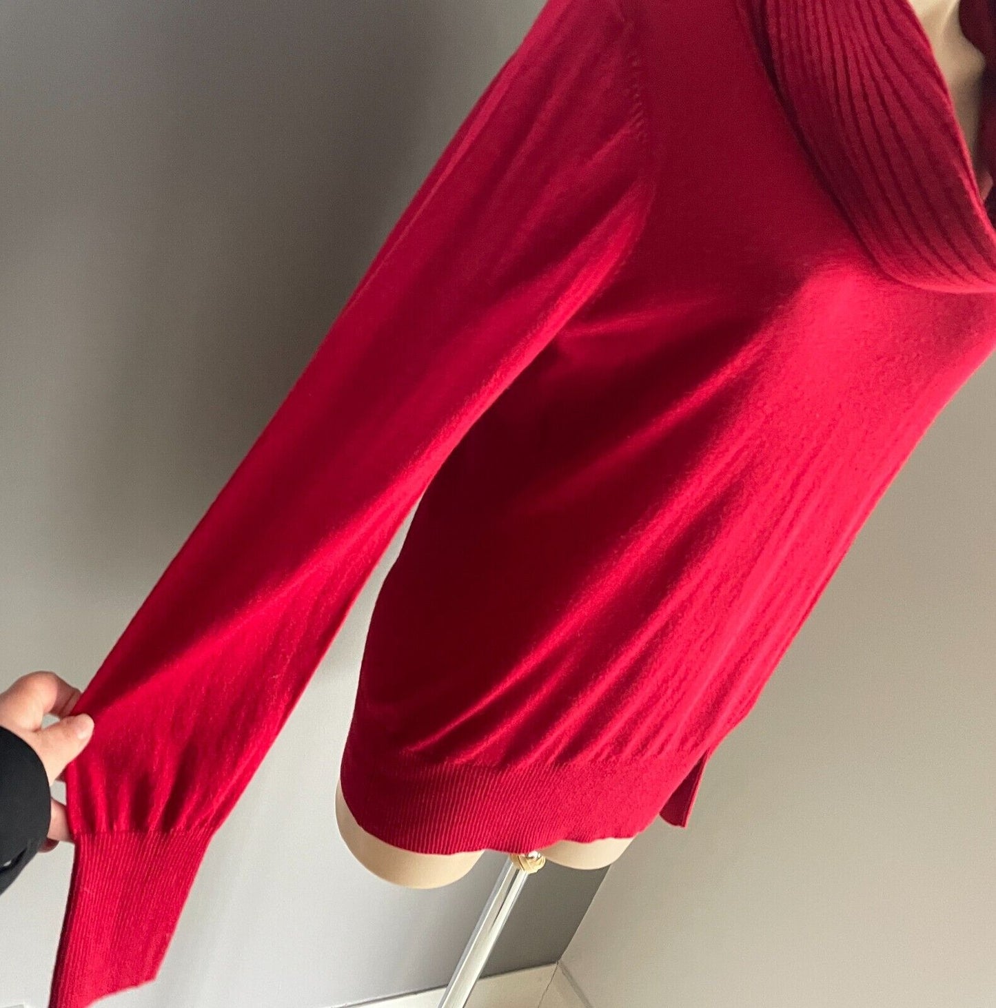 DKNY Jumper Red Cowl Neck Sweater Size L Long Sleeve Fine Knit Ribbed Neck