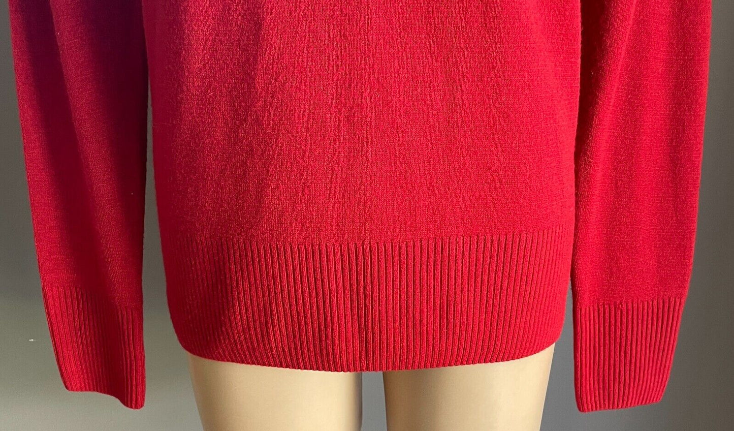 LIZ JORDAN Jumper Red V Neck Long Sleeve Acrylic Stretch Knit Size M 12 NEW