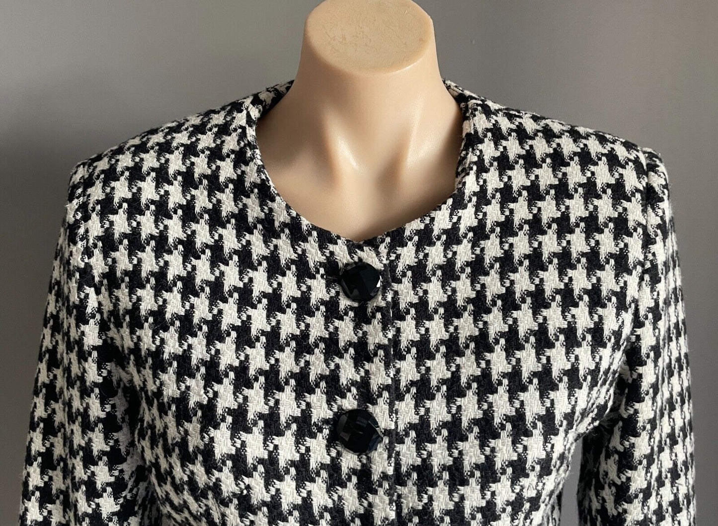 MAX Black & White Houndstooth Long Sleeve Cropped Jacket Size 12 New Zealand