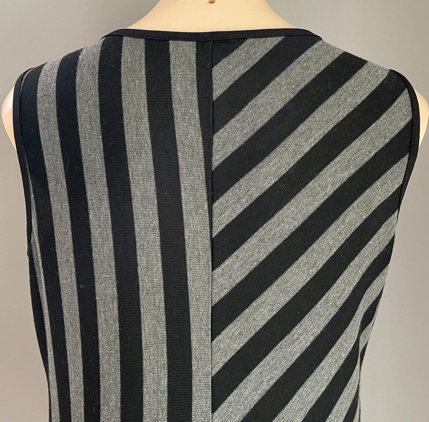 EMMA ROSE Top Grey Black Stripe Sleeveless Button Front  Size 12 Stretch Fabric
