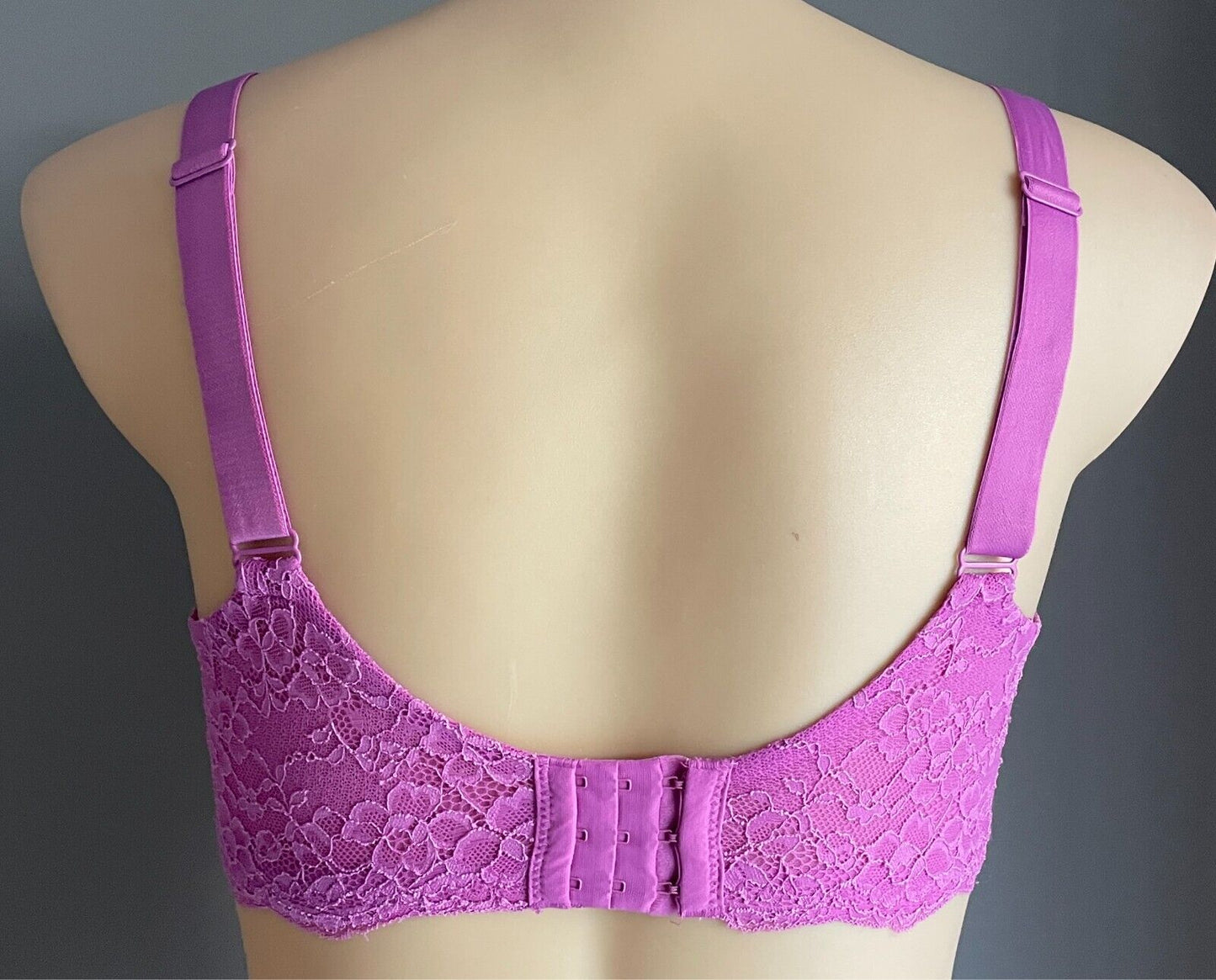 ANKO Light Purple Full Figure Lace Wing T-Shirt Underwire Bra Sze 16E Adjustable