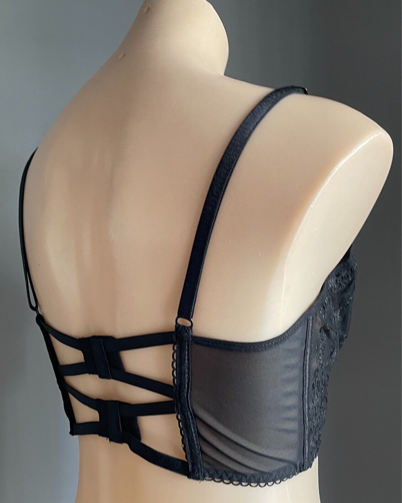 HELLO PEACHIEE Clover Black Bralette Size 12C Underwire Adjustable Longline NEW