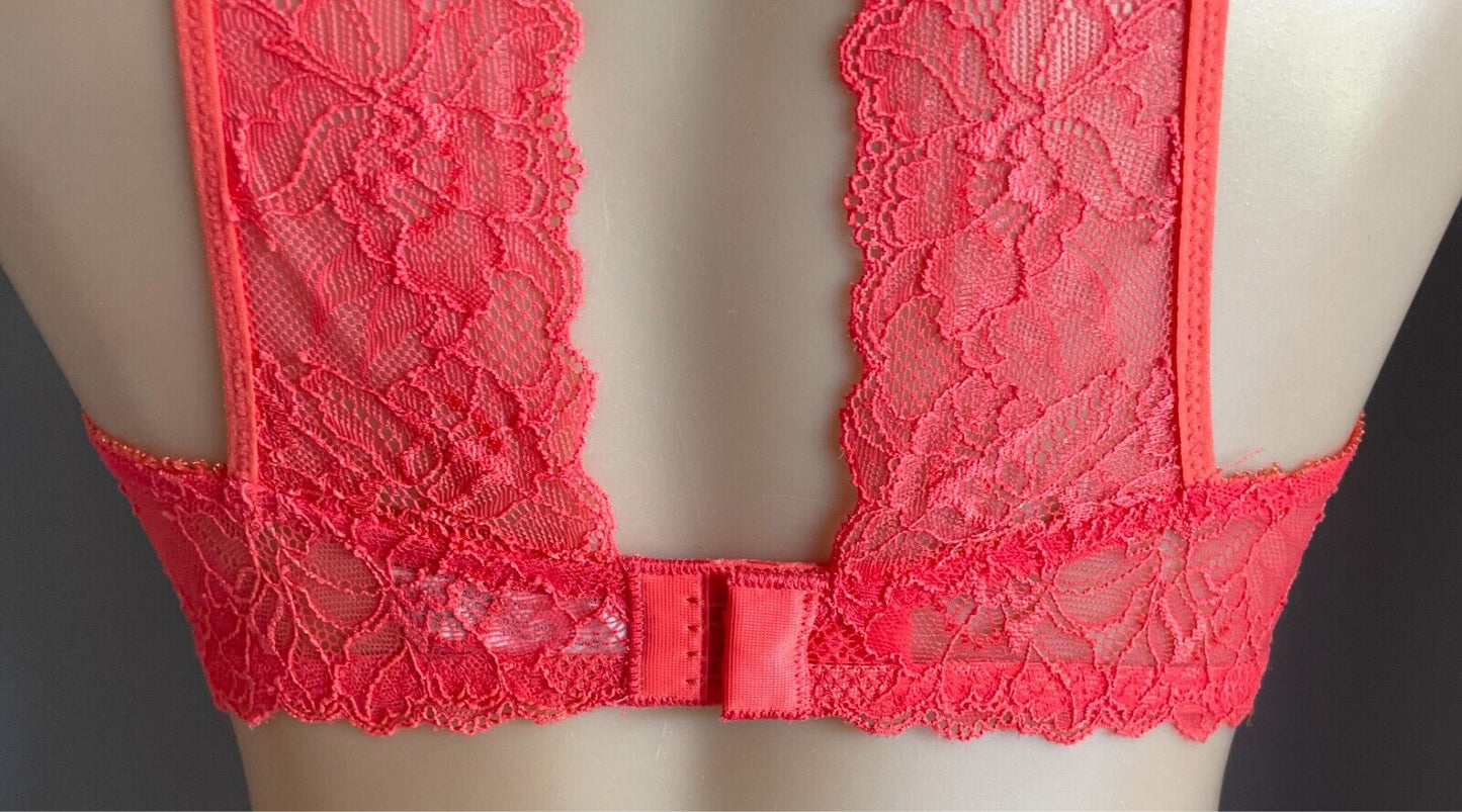 CHLOE & LOLA Coral Smooth Cup Bra Size 14C Lace Racer Back Adjustable Straps