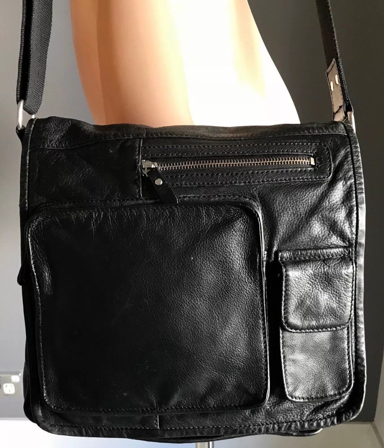 ENZO ROSSI Handbag Leather Cross Body Messenger Bag Black Grain Retro Gem NEW