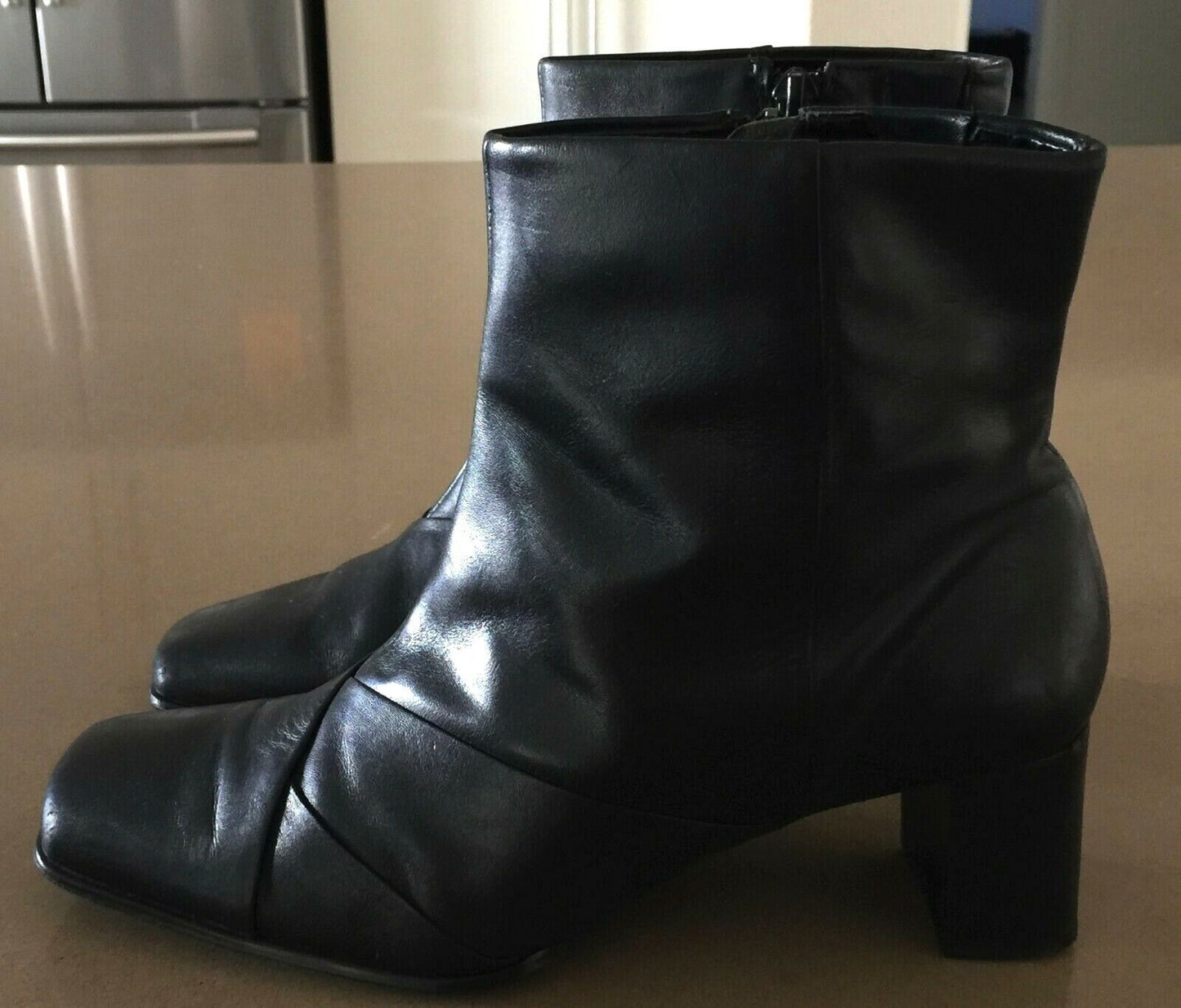 EASY STEPS "Mayday" Leather Ankle Boots Black Booties Ladies Size 5.5C