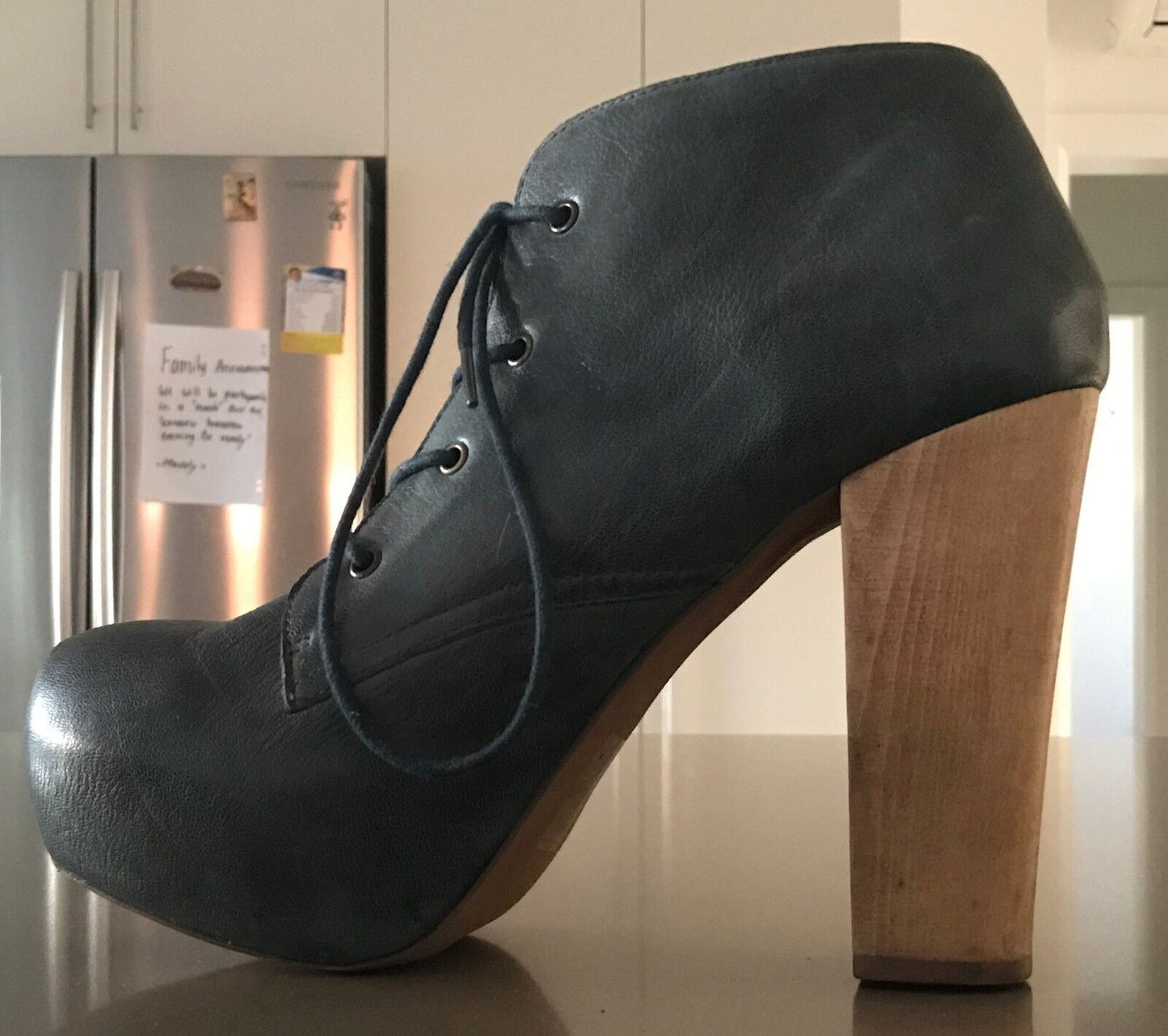 STEVE MADDEN "Crazie" Ankle Boots Blue Leather Almond Toe Platform Size 8.5M