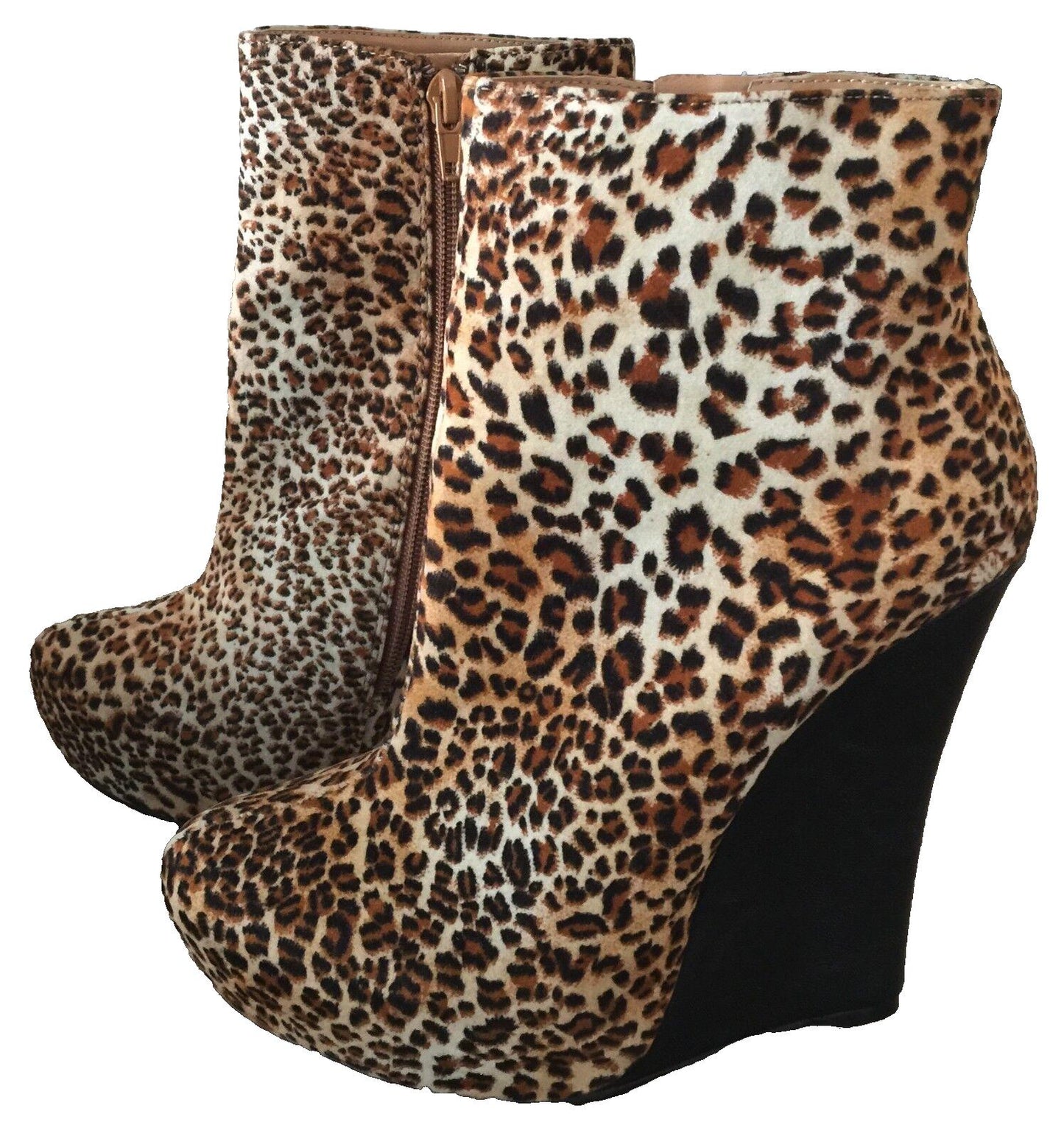 BETTS "Hoochy" Ankle Boots Leopard Print Platform Wedge Size 7 Booties