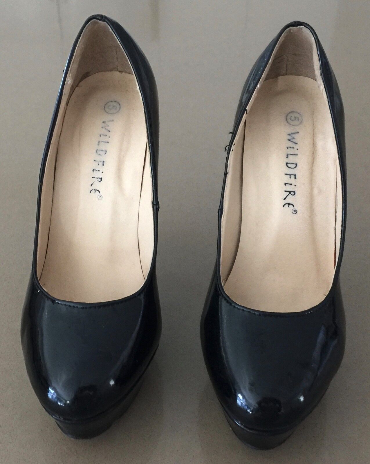 WILDFIRE Platform Shoes Black Patent Pleather Stiletto Pimps Size 5 Sexy