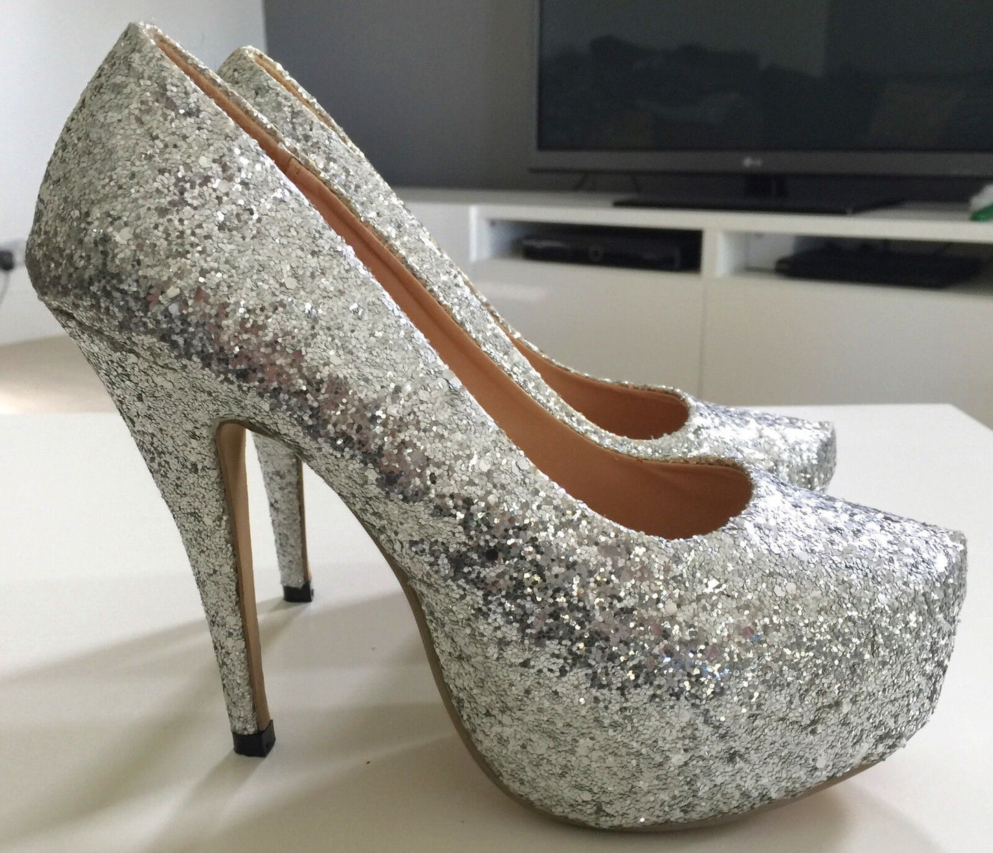 JOJO CAT Bling Bling Silver Glitter Platform High Heels Size 38 Stiletto Shoes