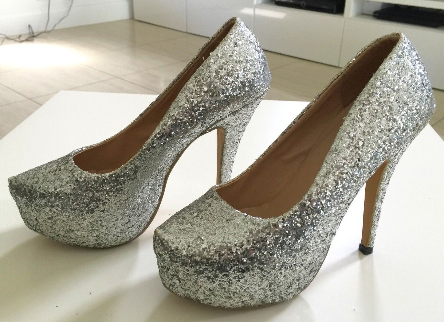 JOJO CAT Bling Bling Silver Glitter Platform High Heels Size 38 Stiletto Shoes