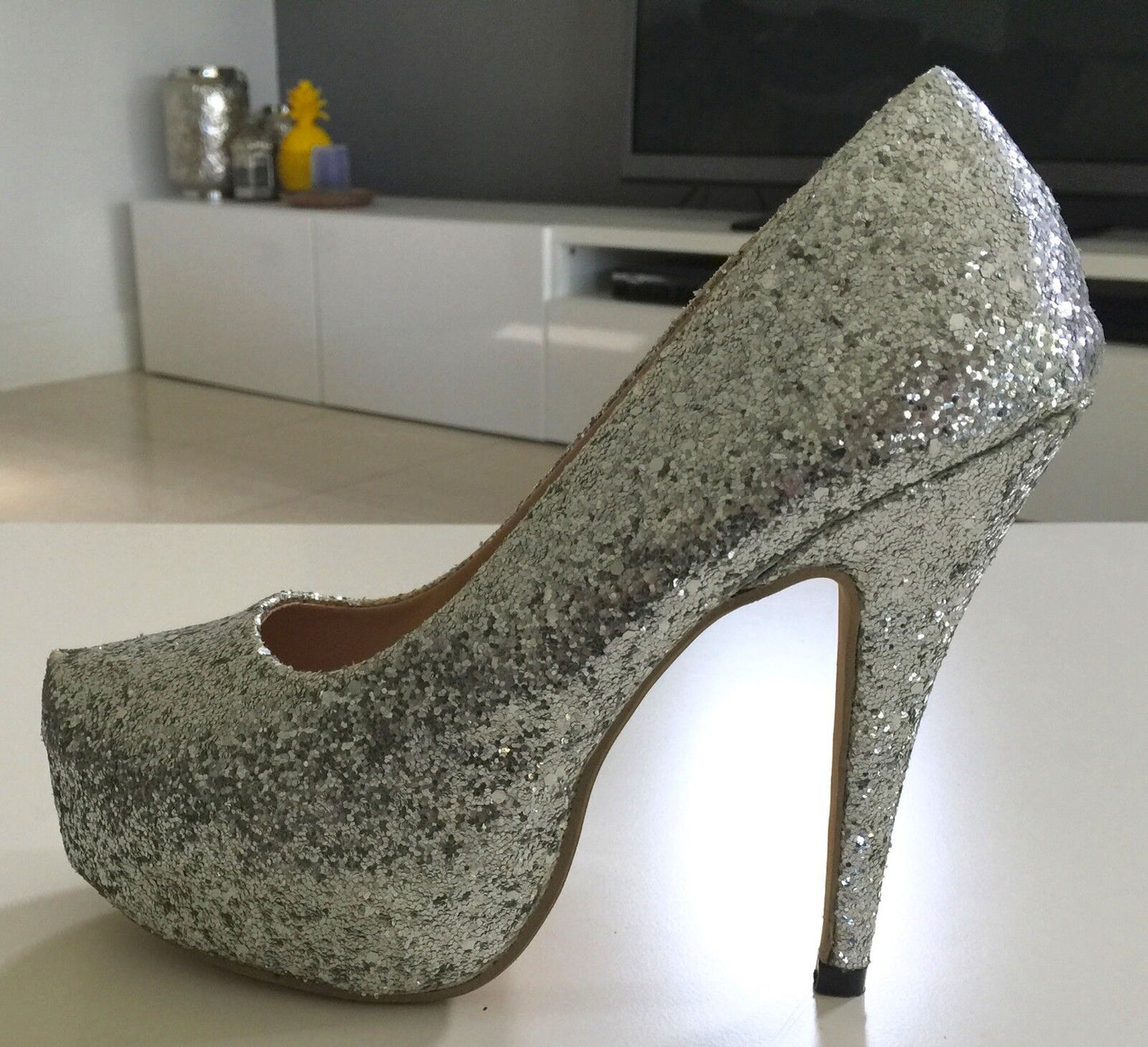 JOJO CAT Bling Bling Silver Glitter Platform High Heels Size 38 Stiletto Shoes
