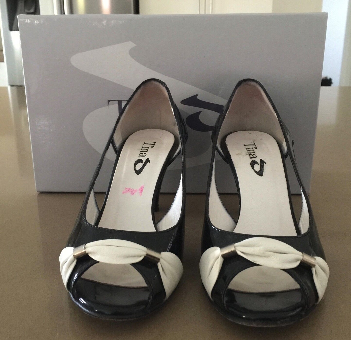 TINA D Shoes Black & White Patent Leather Peep Toe 7cm Heel Ladies Size 35.5