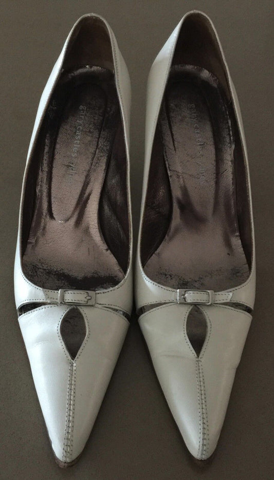 GARY CASTLES Kitten Heels Ivory Leather Pointy Toe Shoes Size 35.5 1950's Style