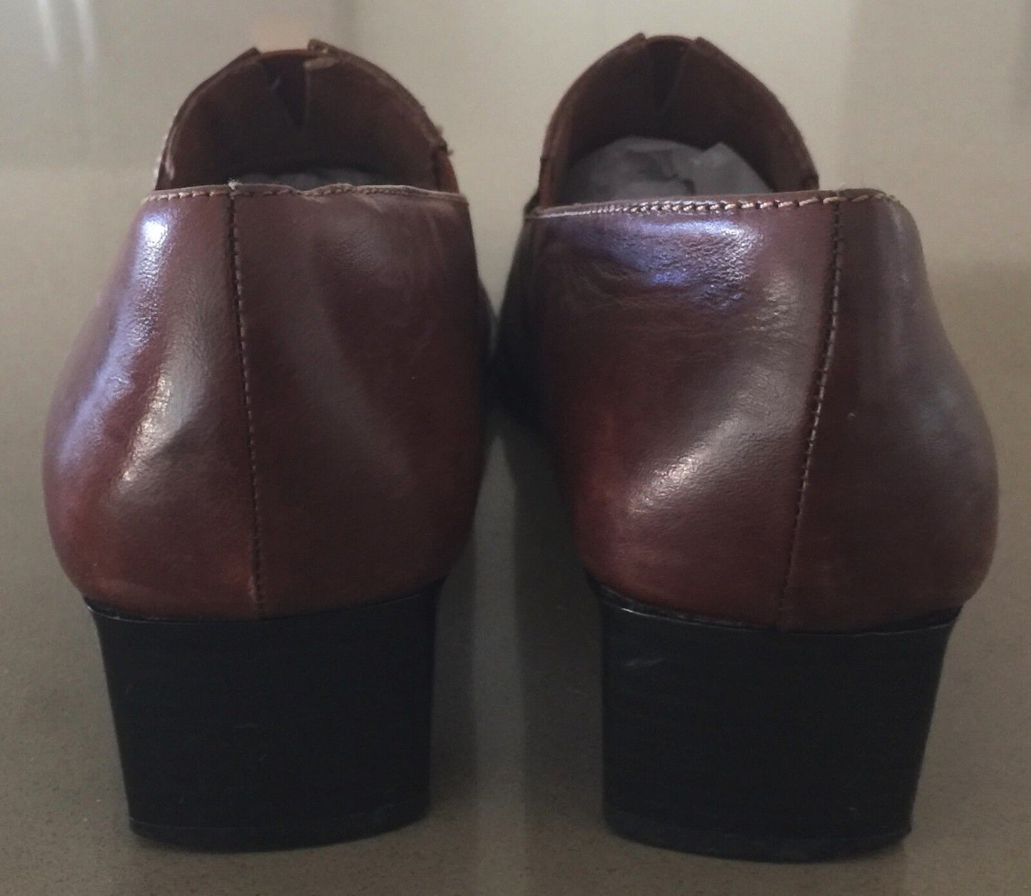 Luscious Rich Tan Leather Loafer Slip On Shoes Ladies Size 36