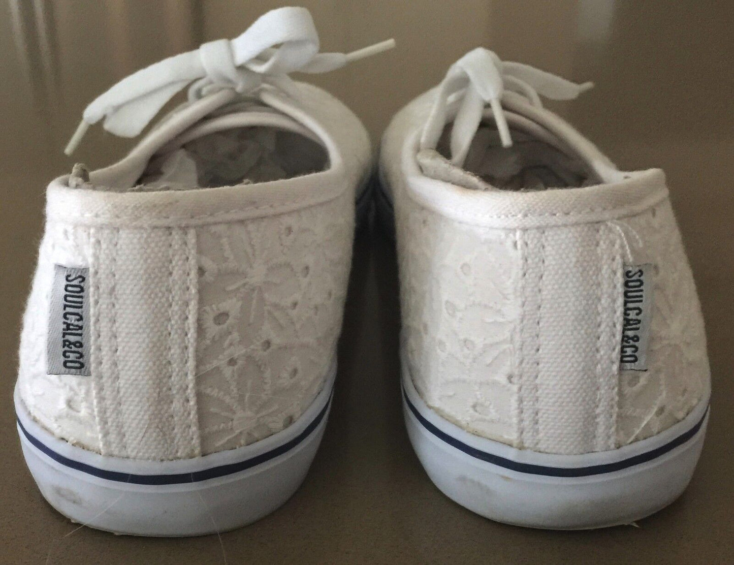 SOULCAL&CO Sneakers White Lace Canvas "Shore" Lace Up Shoes Size 6 39.5 NEW