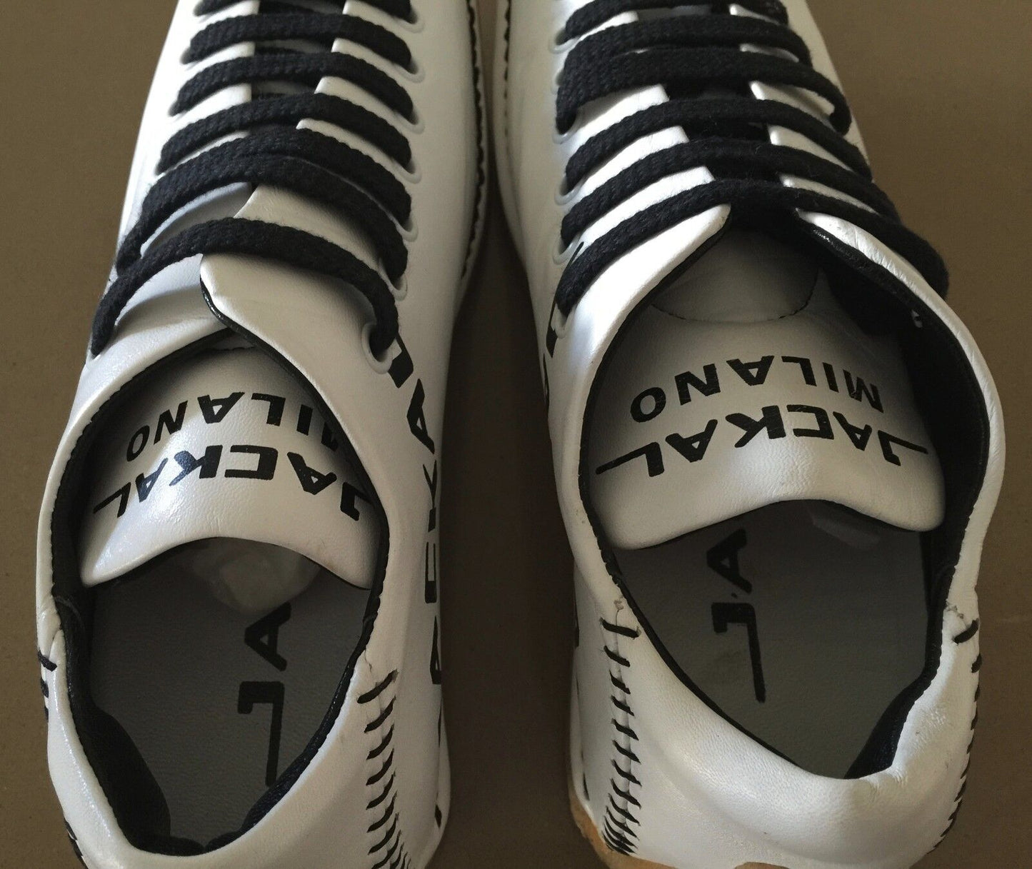 JACKAL MILANO Athletic Shoes White Black  Rubber Sole Sports Size 38 LaceUp NEW