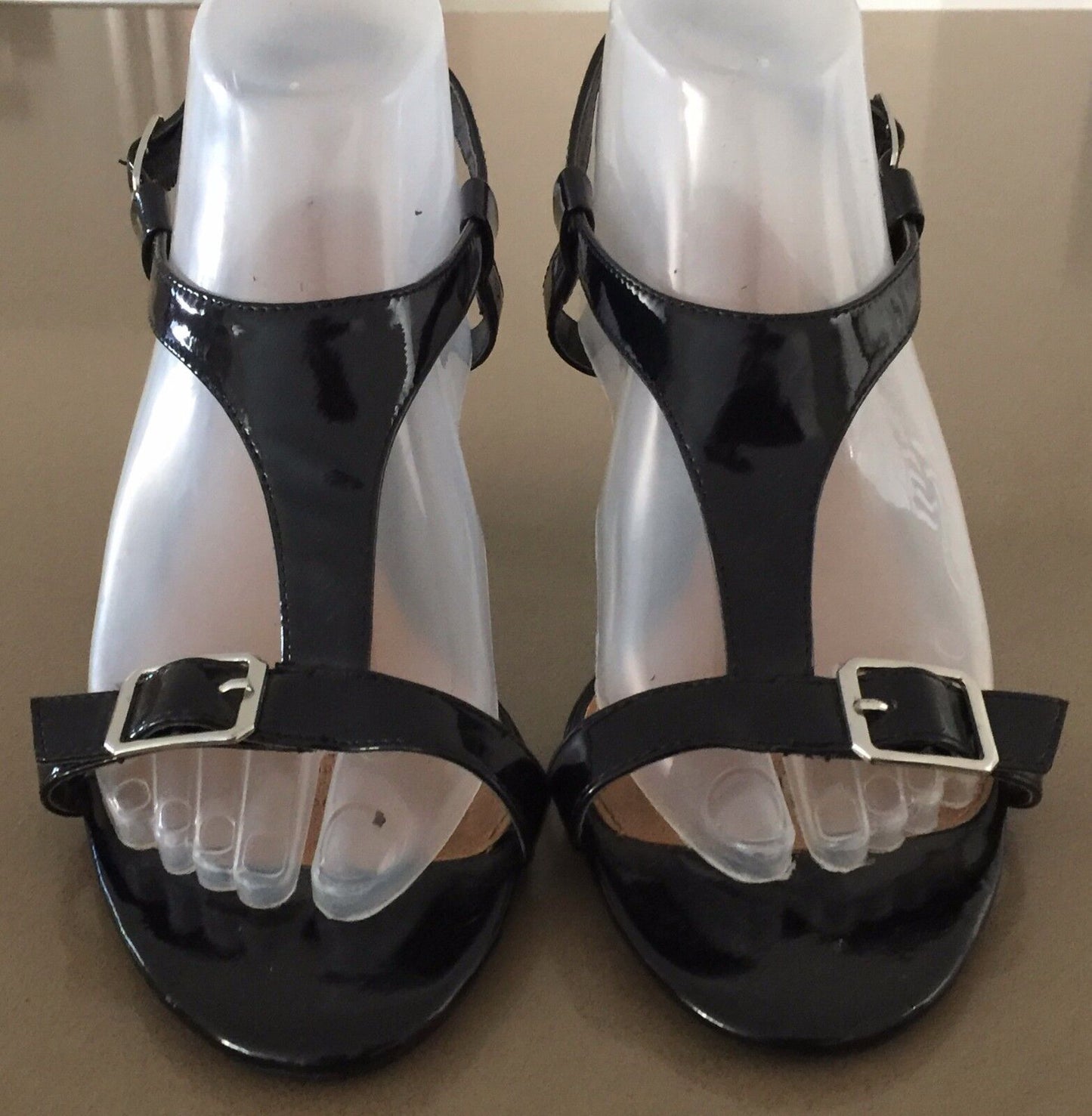 CORELLI "Desmon" Open Toes T-Bar Shoes Black Patent Pleather Heels Ladies Size 9