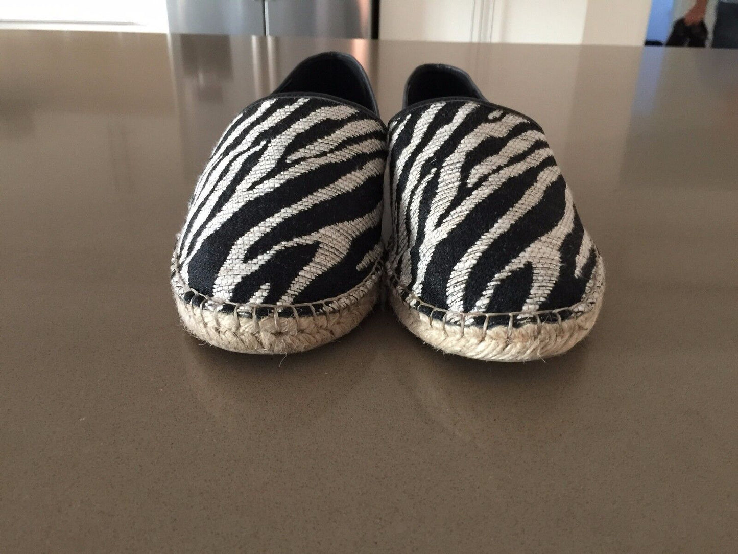 ENZO ANGIOLINI "Austyn Mixed Media" Espadrille Flats Shoes Ladies Size 8.5 EUC