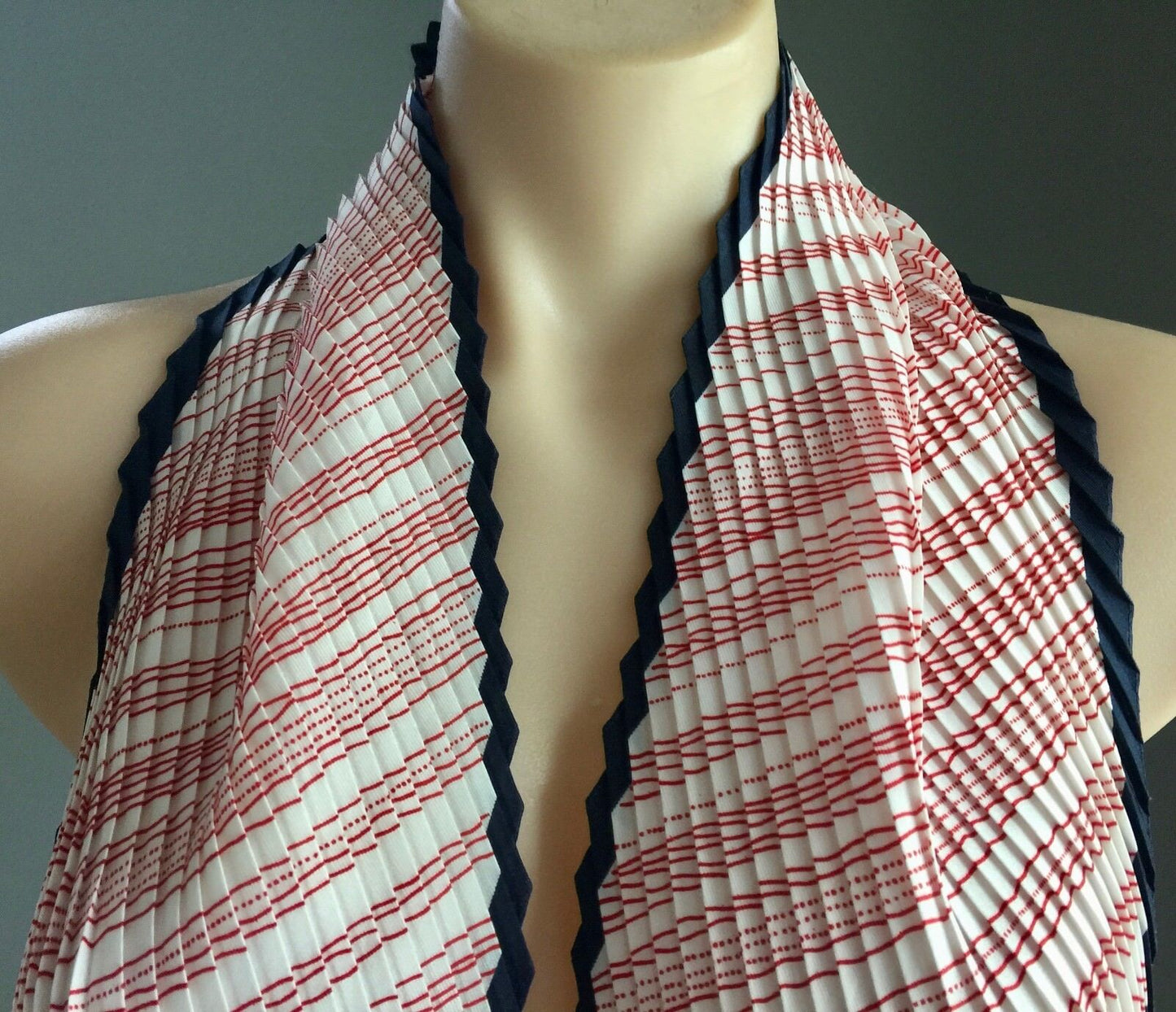 Vintage JIM RENOIR Scarf Red Blue & White  Floral & Stripe Print Micro Pleat