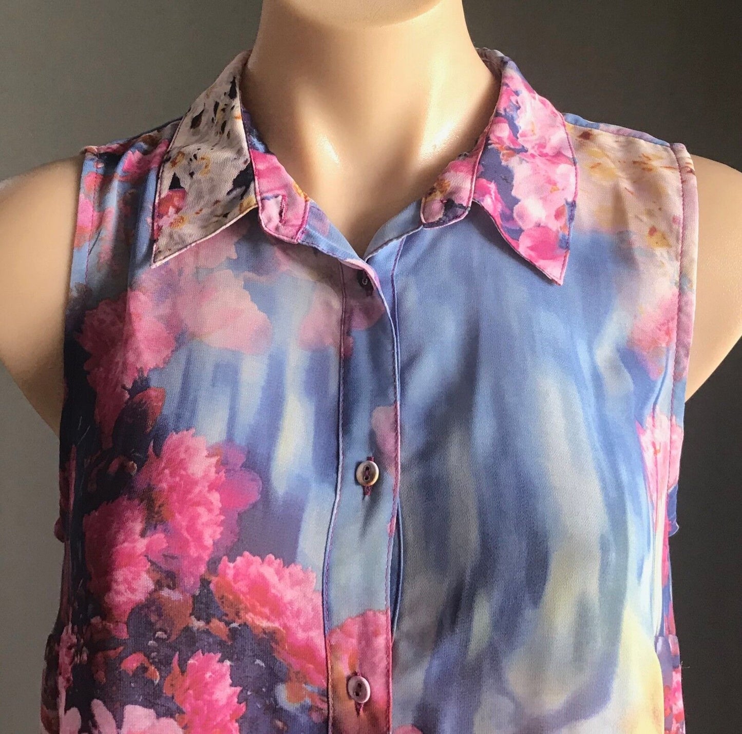 T by BETTINA LIANO Top Multi Colour Floral Print Sleeveless Blouse Size 8 10 NEW