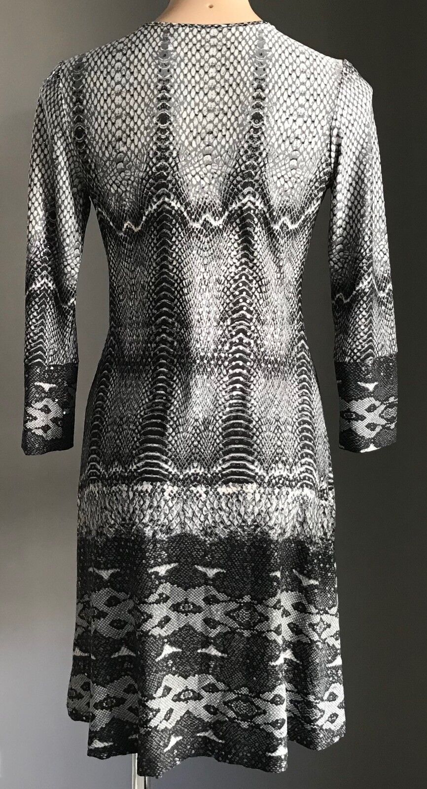 MEI MEI Dress Grey Black Taupe Python Snake Print Spandex Sequins Size 8 10 NEW
