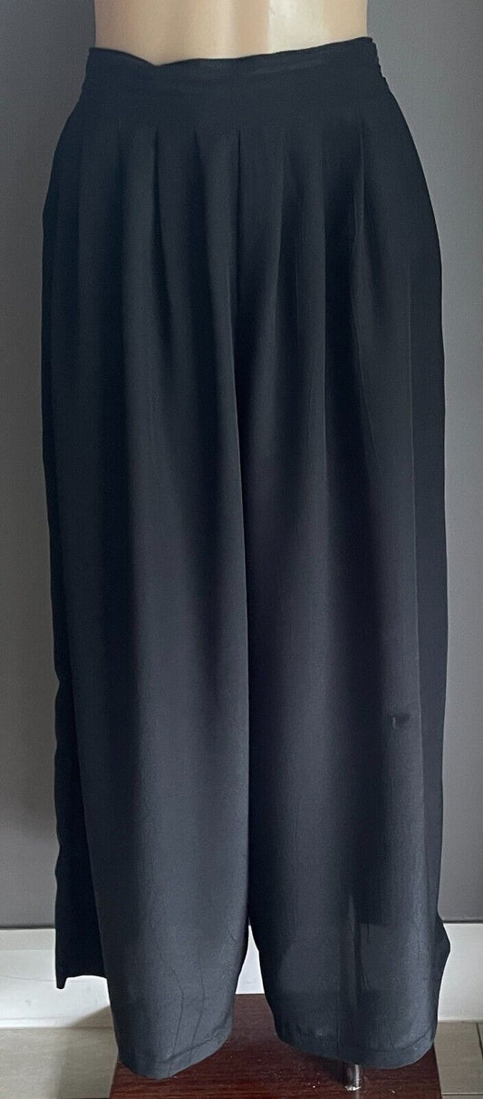 Vintage FORBAT Palazzo Pants Black Shirred Waist 3/4 Length Pleat Lounge Size 12