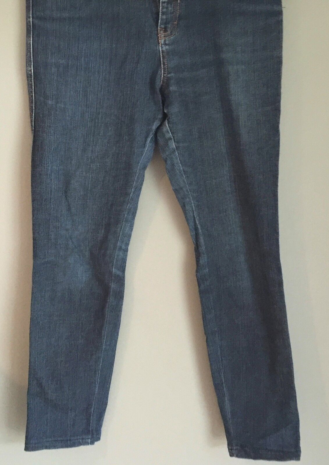 GIORDANO Jeans Blue Denim Straight Leg Denim Jeans Ladies Size 27 Casual Basics