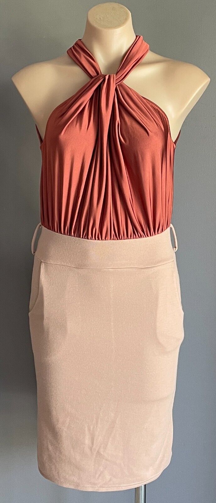 GOSSIP Russet & Beige Dress Size 10 Twist Halter Neck Sleeveless Stretch