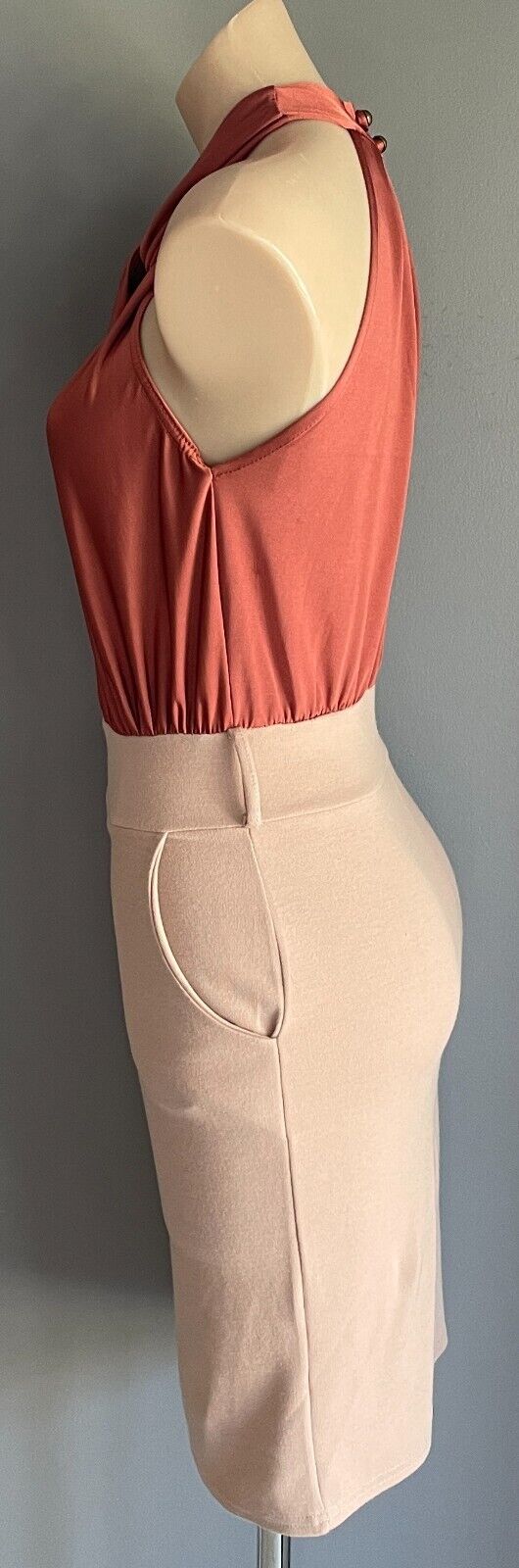 GOSSIP Russet & Beige Dress Size 10 Twist Halter Neck Sleeveless Stretch