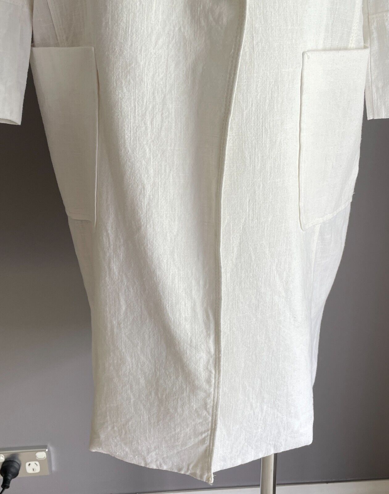 BENNY BLUE  White 3/4 Sleeve Long Coat Jacket Unlined Size 14 Pockets 1 Button