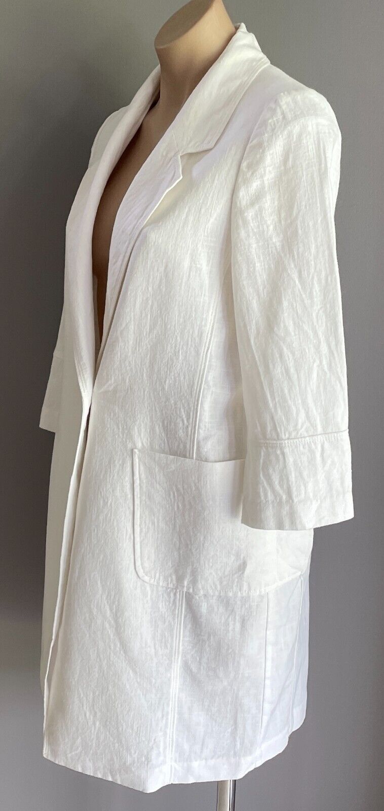 BENNY BLUE  White 3/4 Sleeve Long Coat Jacket Unlined Size 14 Pockets 1 Button