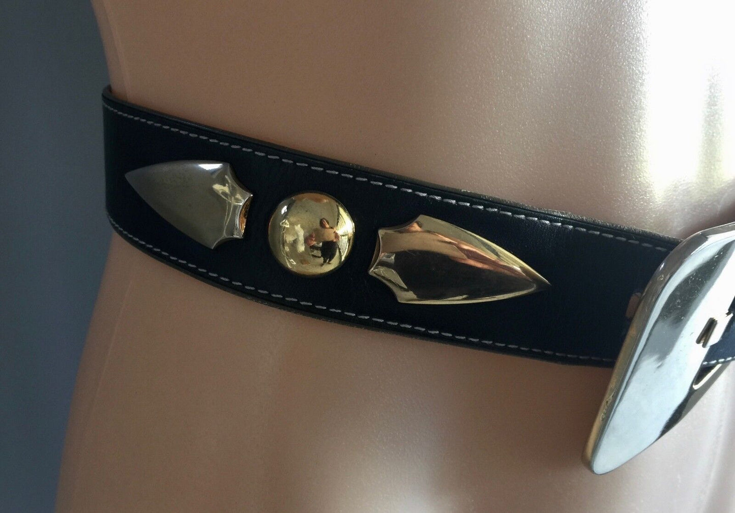 Vintage ESCADA 4cm W Black Leather Belt Large Gold Buckle Size 40 10 12  1990s