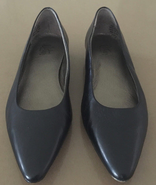 WITTNER "P-Antgonie" Court Shoes Black Leather Ladies Size 36.5 1950's chic