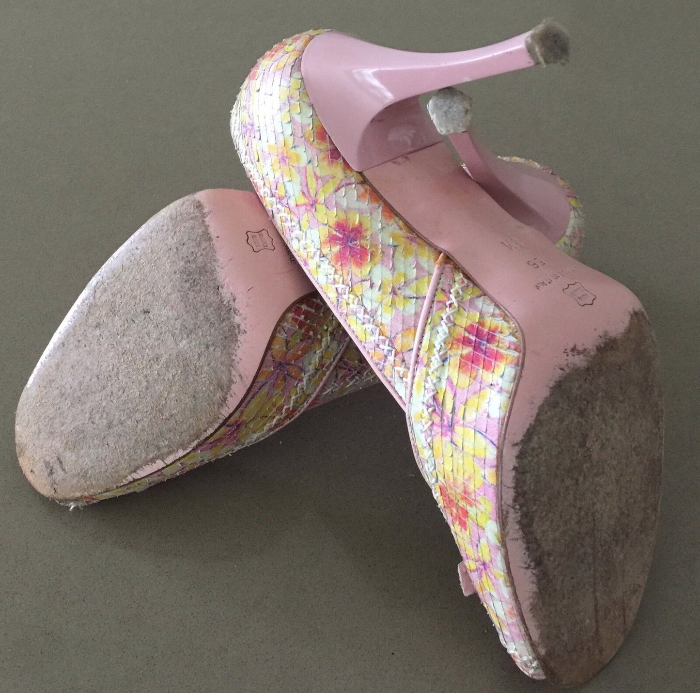 VIA SPIGA Leather Peep Toe Pumps Pink & Yellow Frangipani Print Shoes Size 8