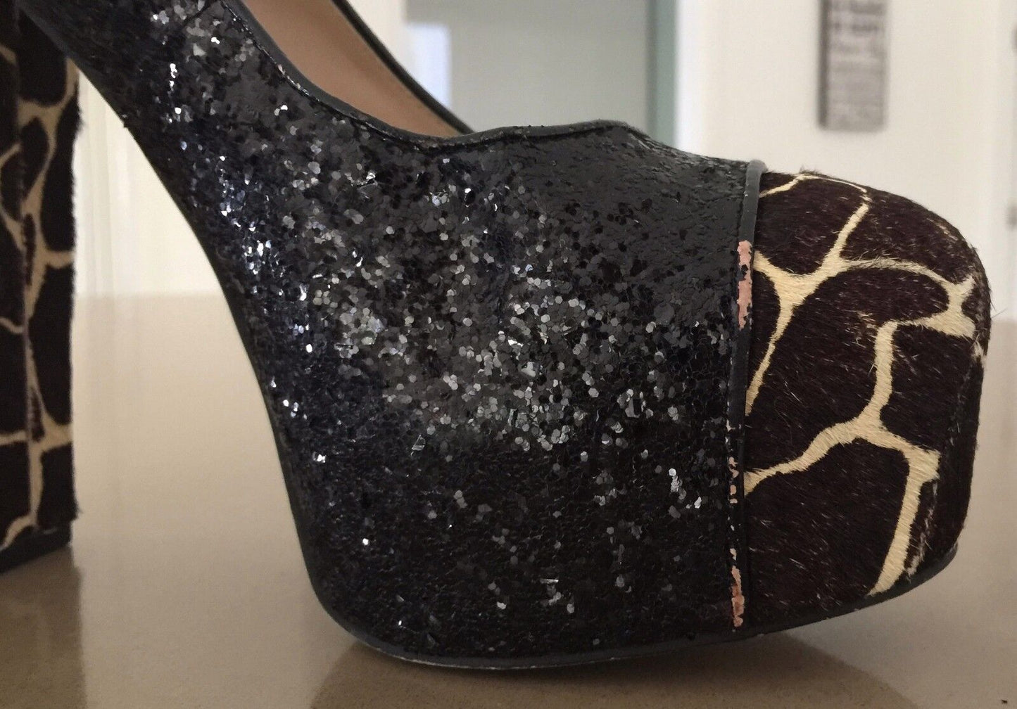 WITTNER "Suffix" Shoes Black Glitter & Giraffe Hair on Hide Pumps Ladies Size 41
